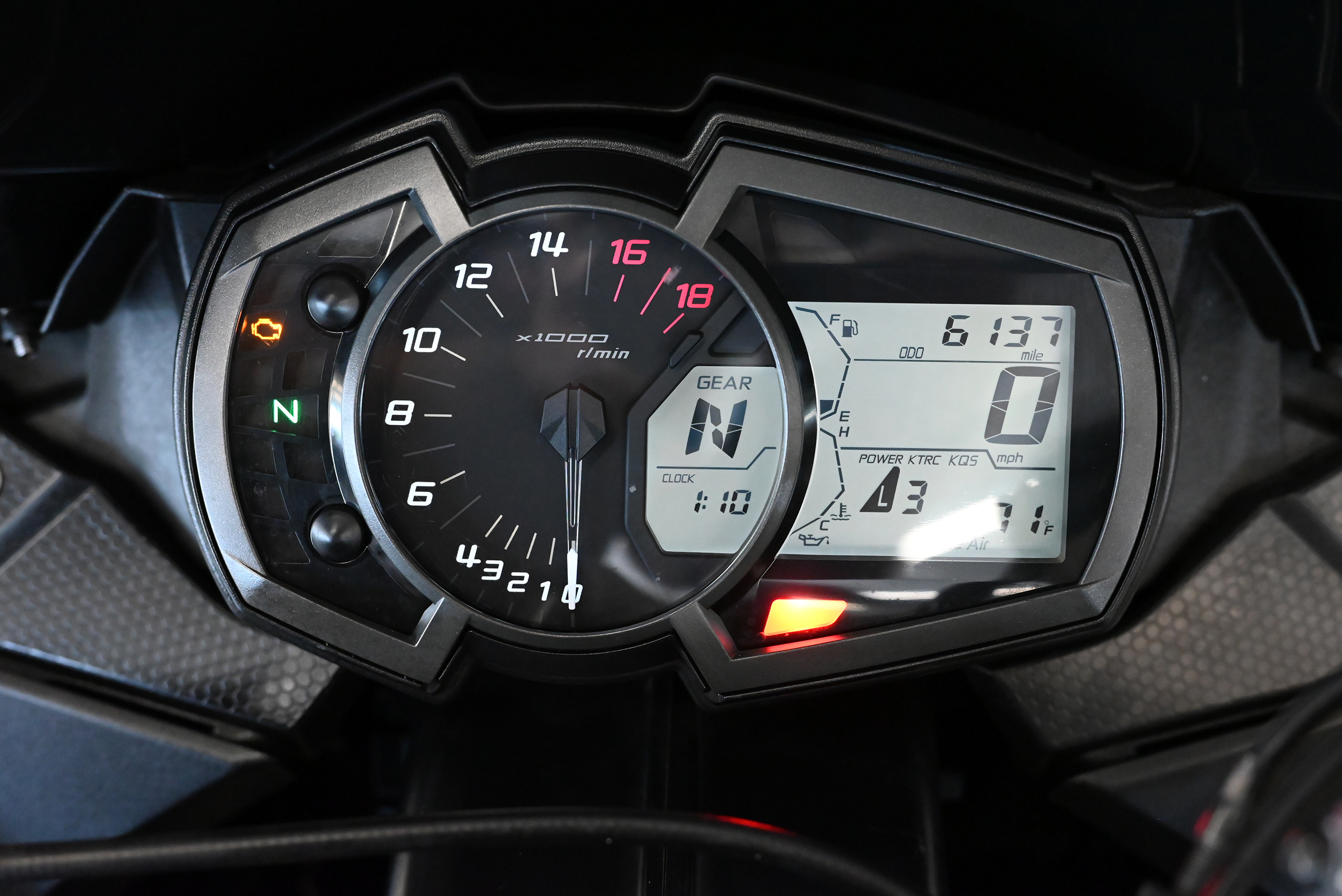 2019 Kawasaki ZX6R - Onyx Moto