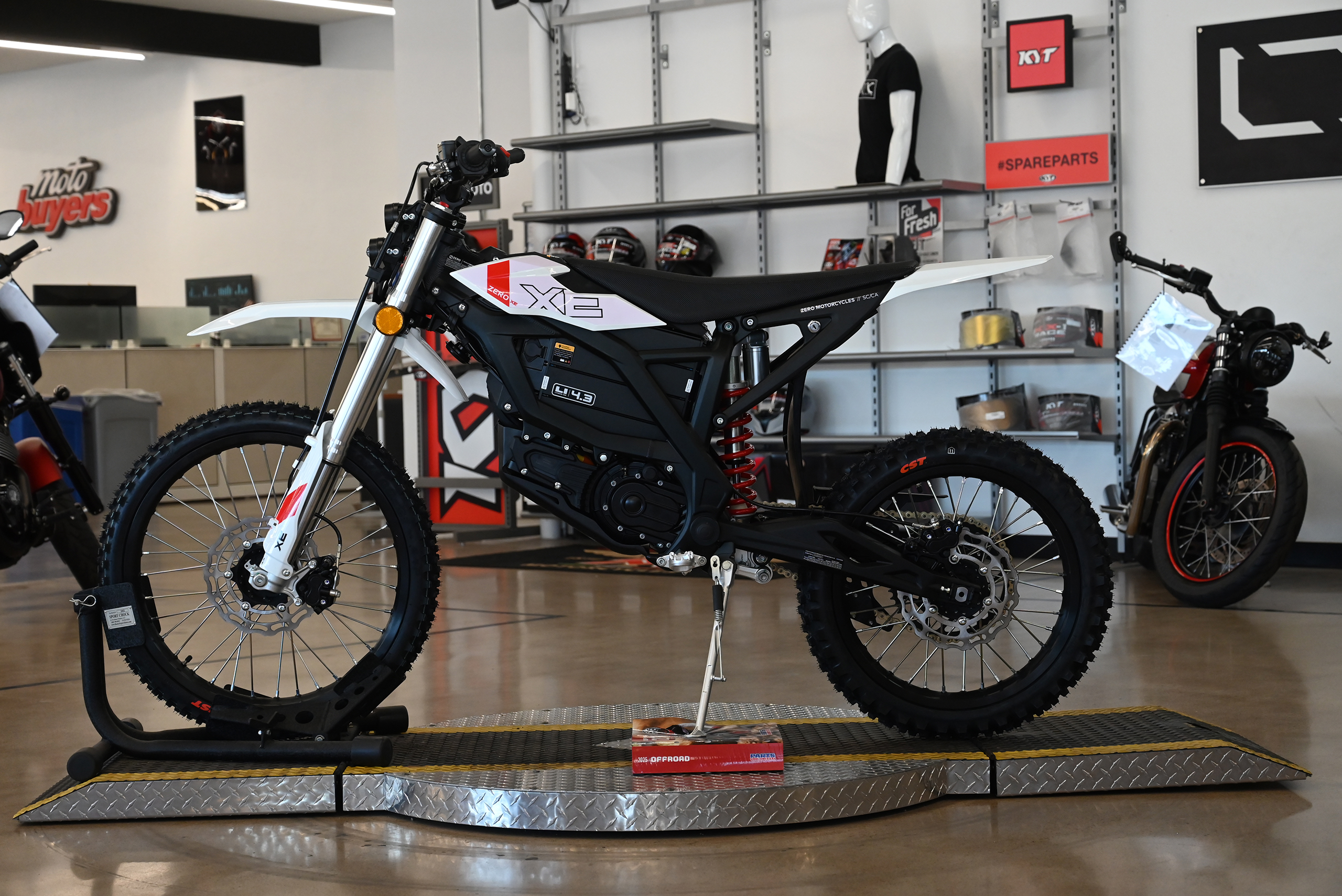 2026 Zero XE - Onyx Moto San Diego
