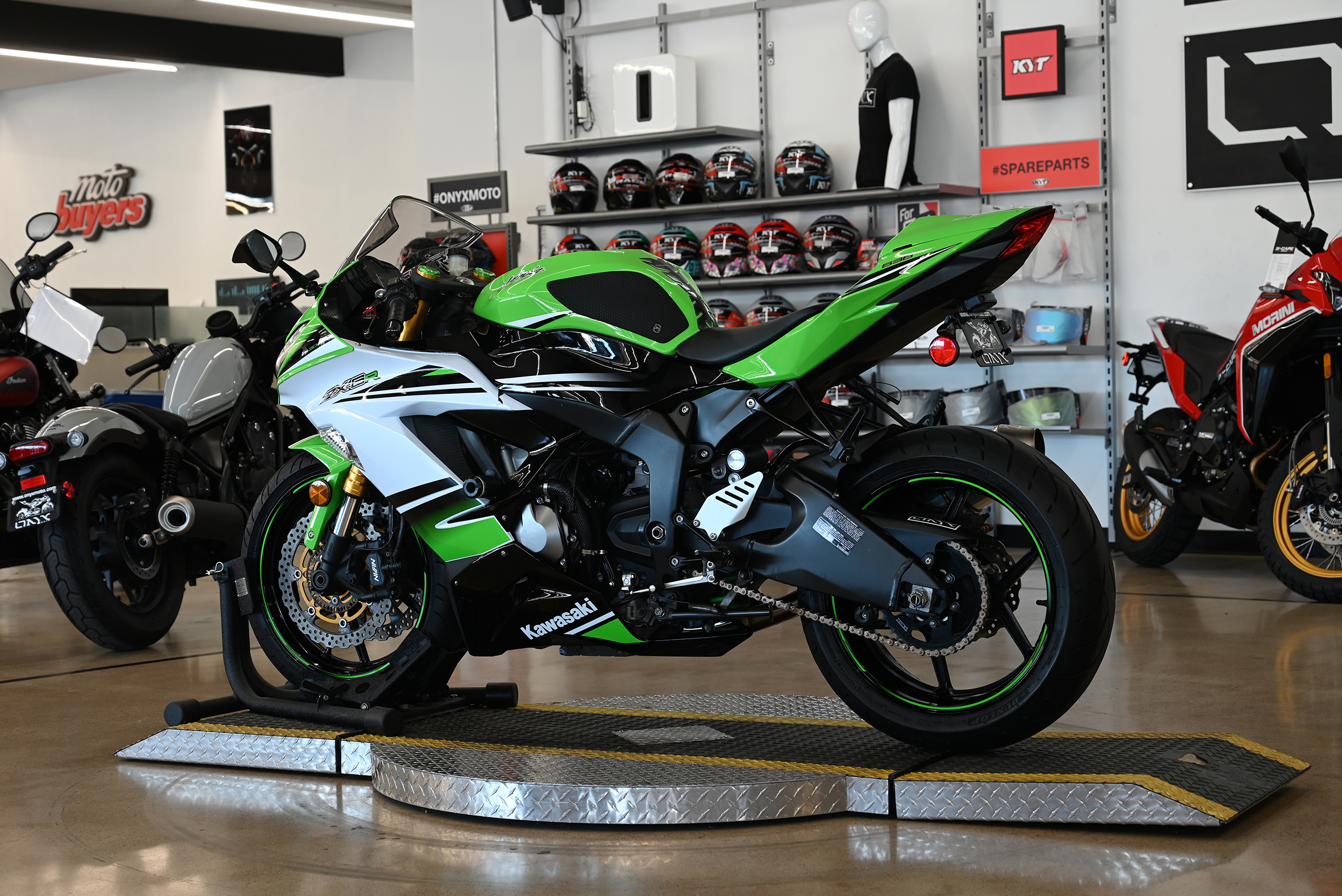 マルシィ Used 2015 Kawasaki Ninja® ZX™-6R 30th Anniversary Lime Green