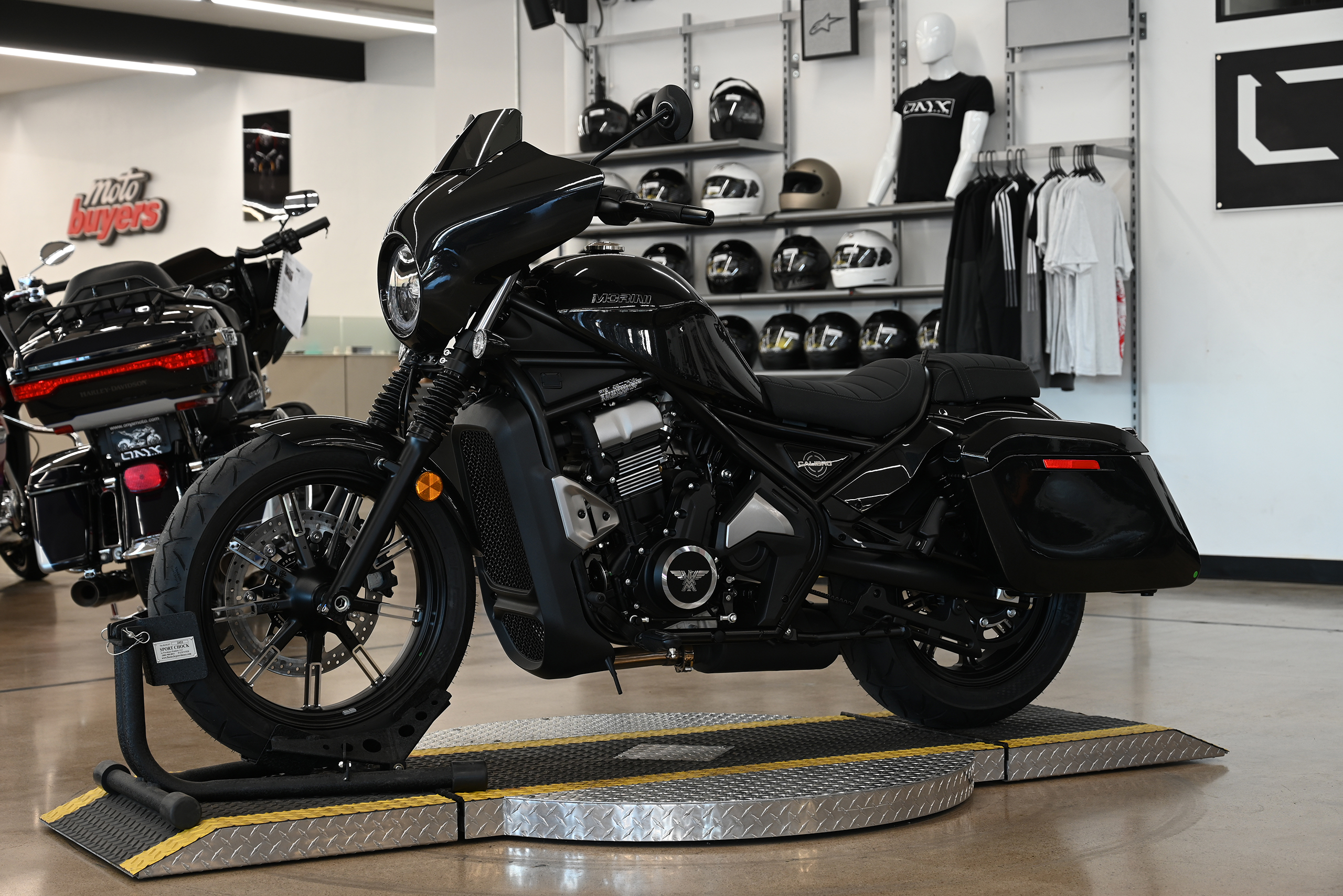 2026 Moto Morini Calibro Bagger - Onyx Moto