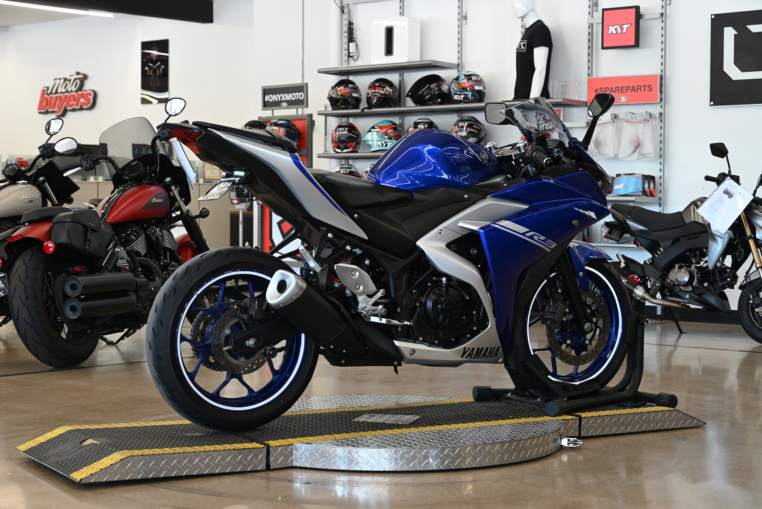 2017 Yamaha R3 - Onyx Moto San Diego