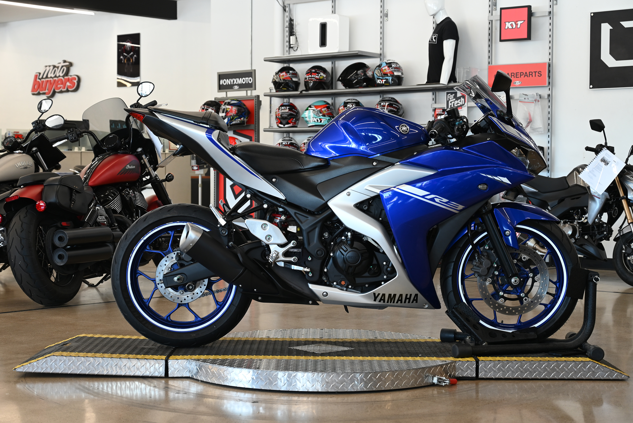 2017 Yamaha R3 - Onyx Moto San Diego
