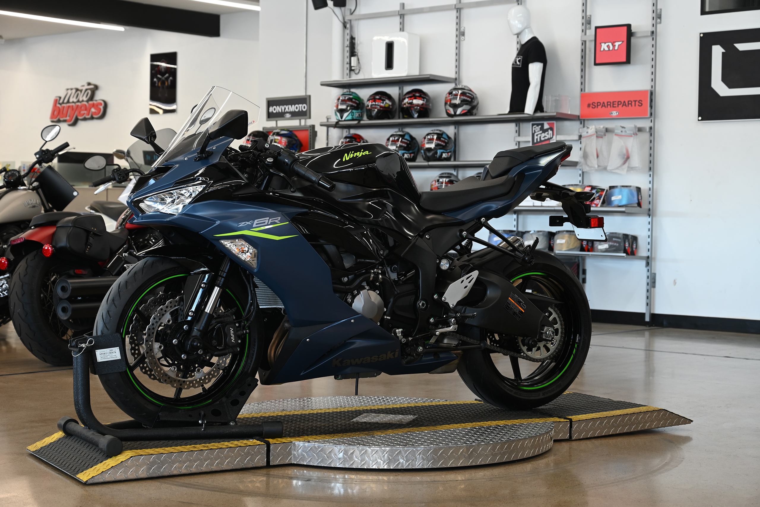 2021 Kawasaki ZX6R - Onyx Moto San Diego