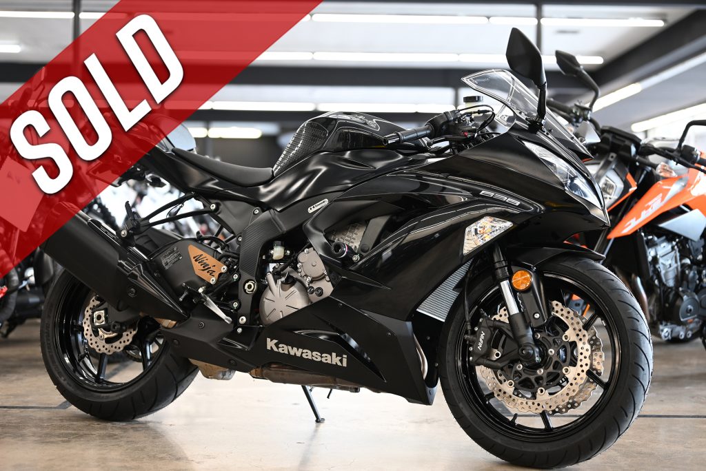 2014 Kawasaki Ninja ZX-6R Review WYNMOTO 新しいオートバイ ZX6R 636