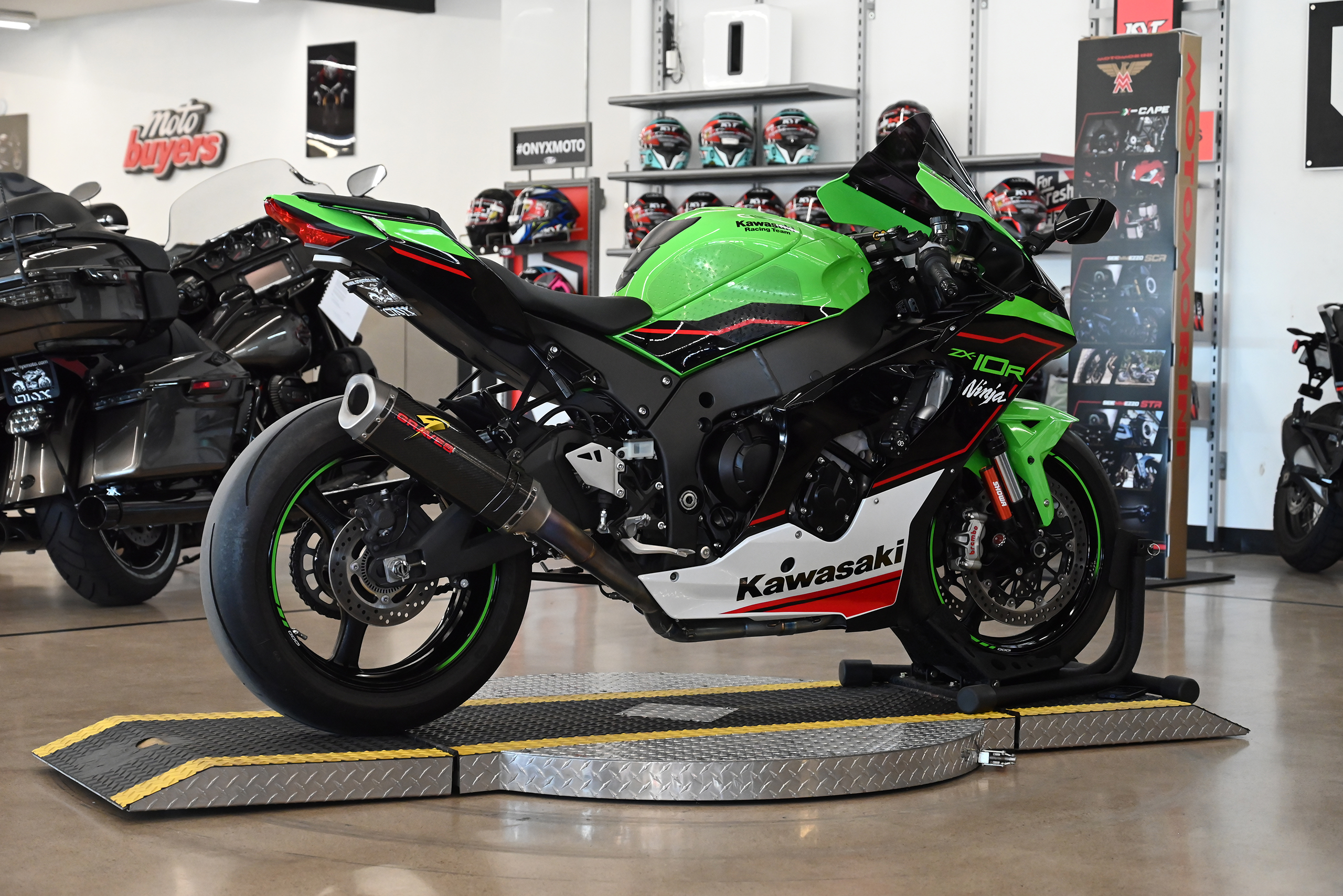 2021 Kawasaki Ninja ZX10R KRT - Onyx Moto