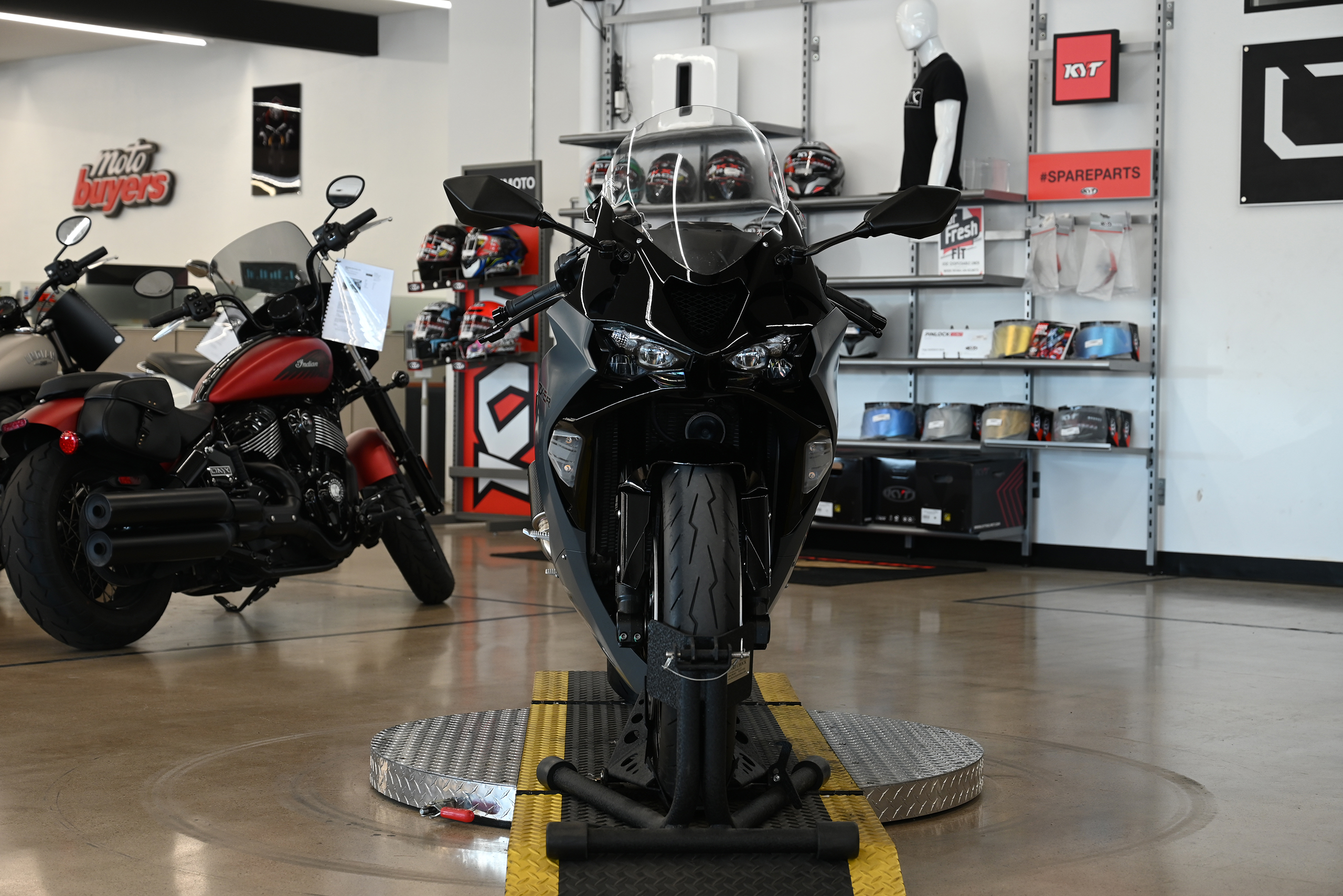 2025 Kawasaki ZX6R - Onyx Moto San Diego