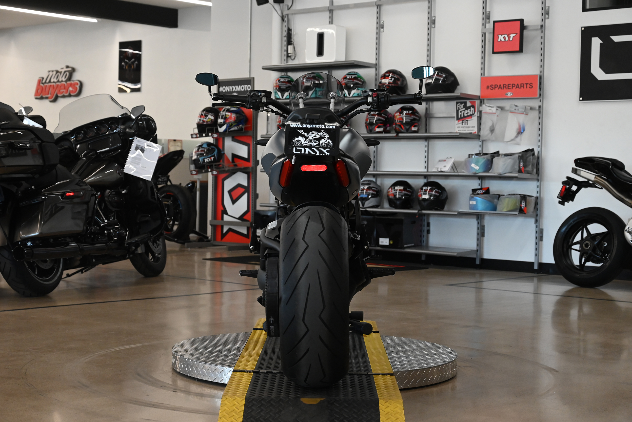 2019 Ducati XDiavel 1260 - Onyx Moto San Diego