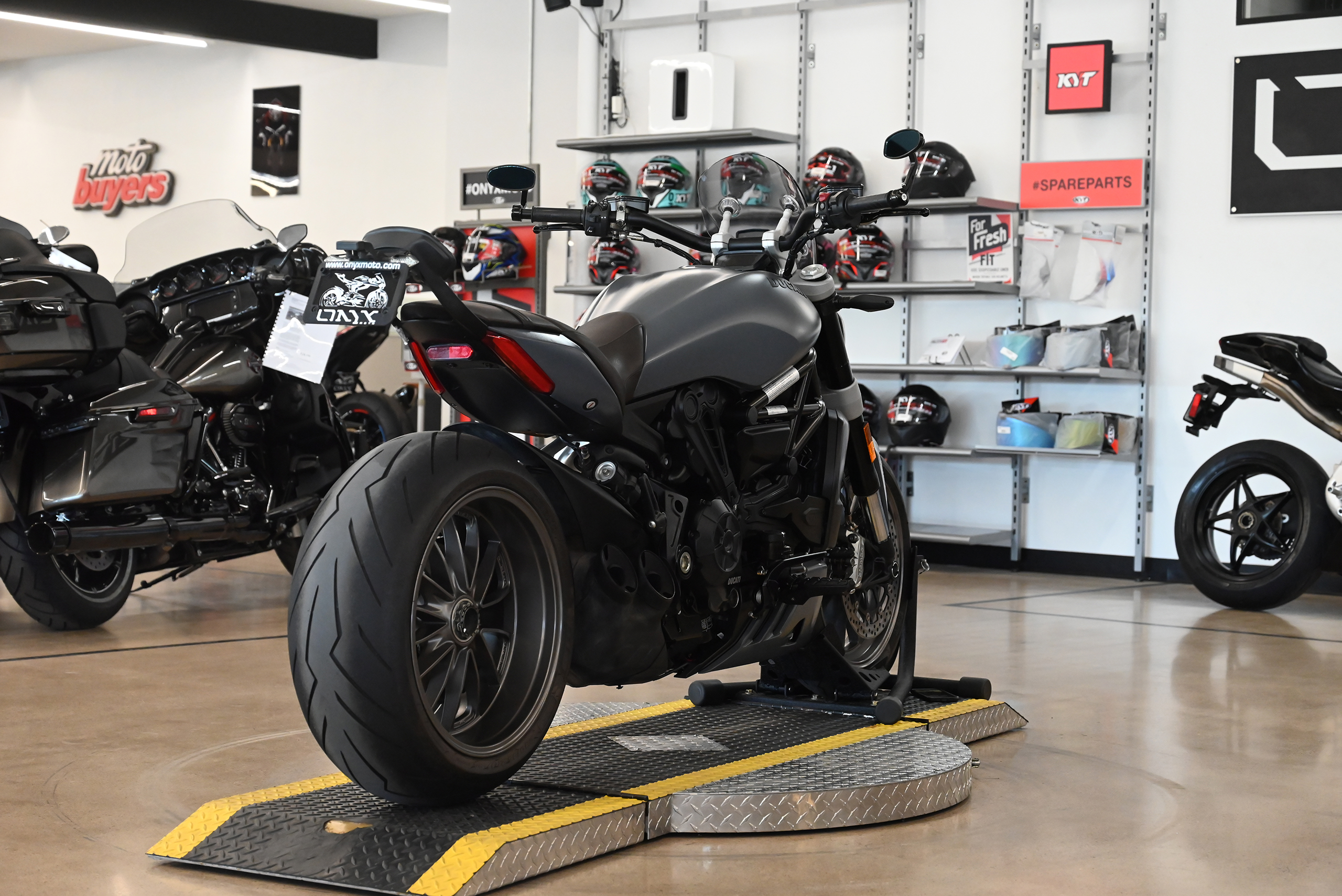 2019 Ducati XDiavel 1260 - Onyx Moto San Diego