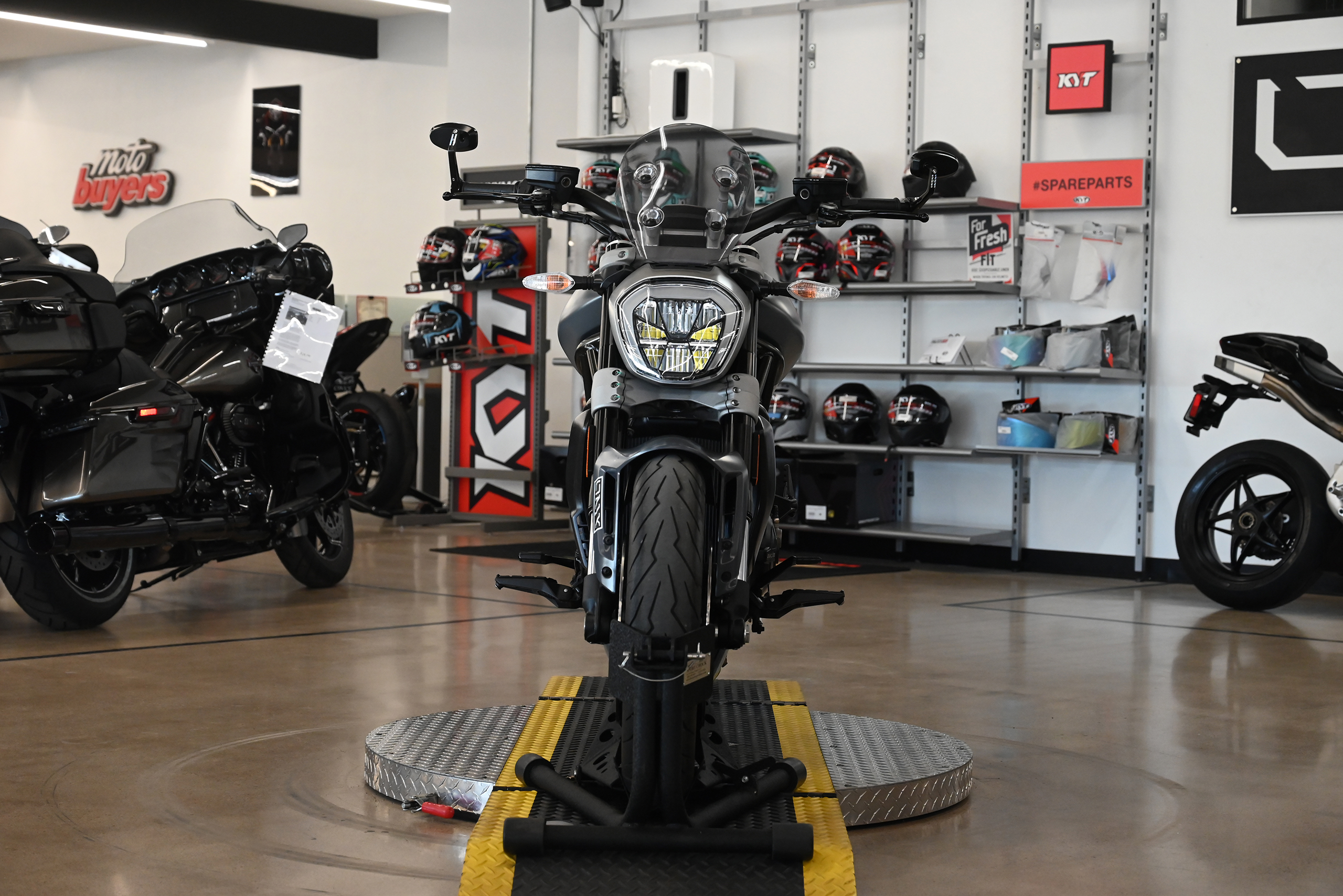 2019 Ducati XDiavel 1260 - Onyx Moto San Diego