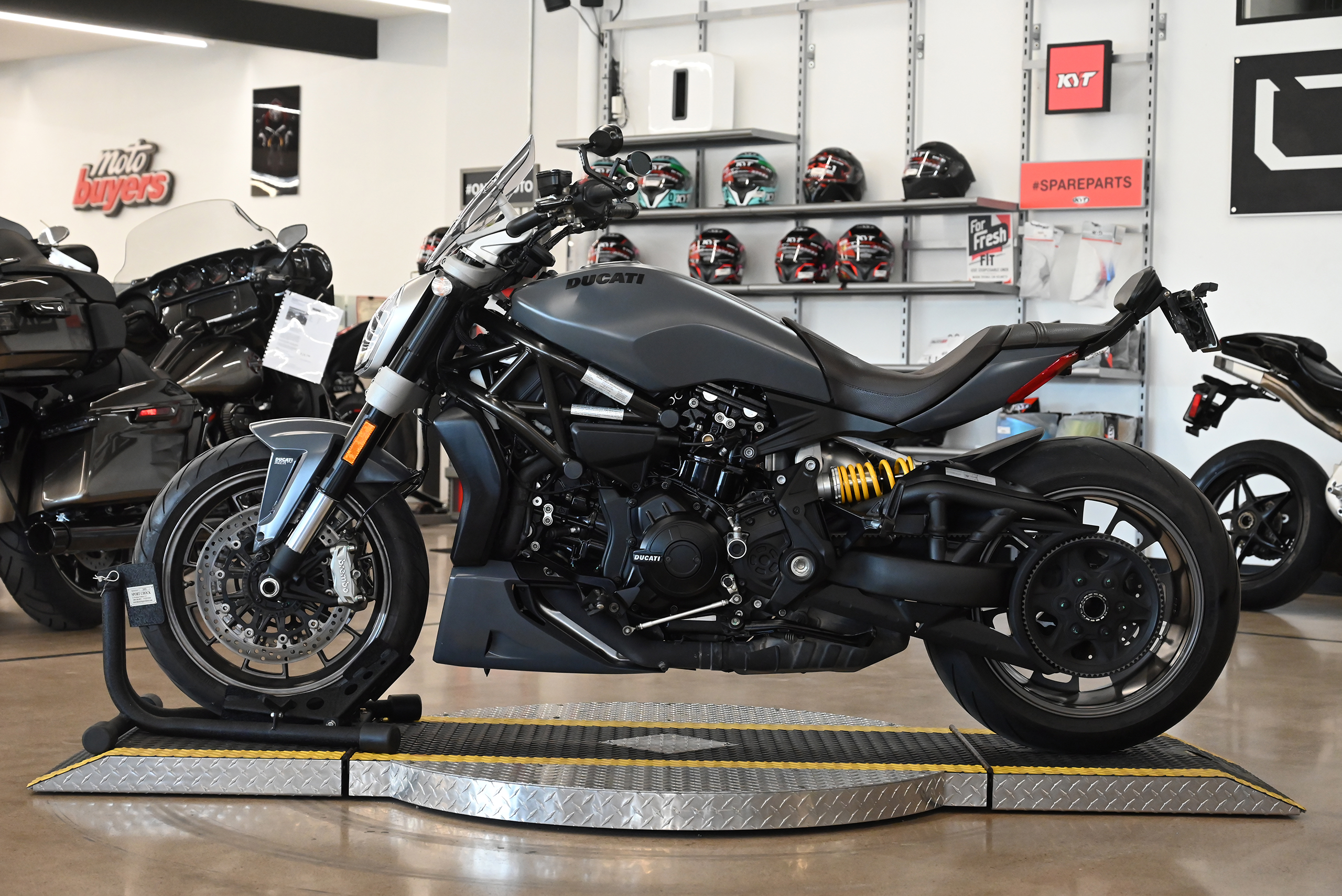 2019 Ducati XDiavel 1260 - Onyx Moto San Diego