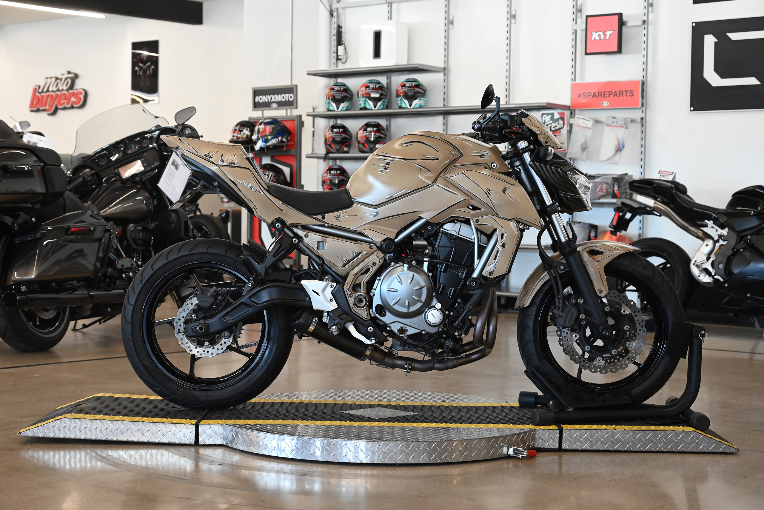 2017 Kawasaki Z650 - Onyx Moto San Diego