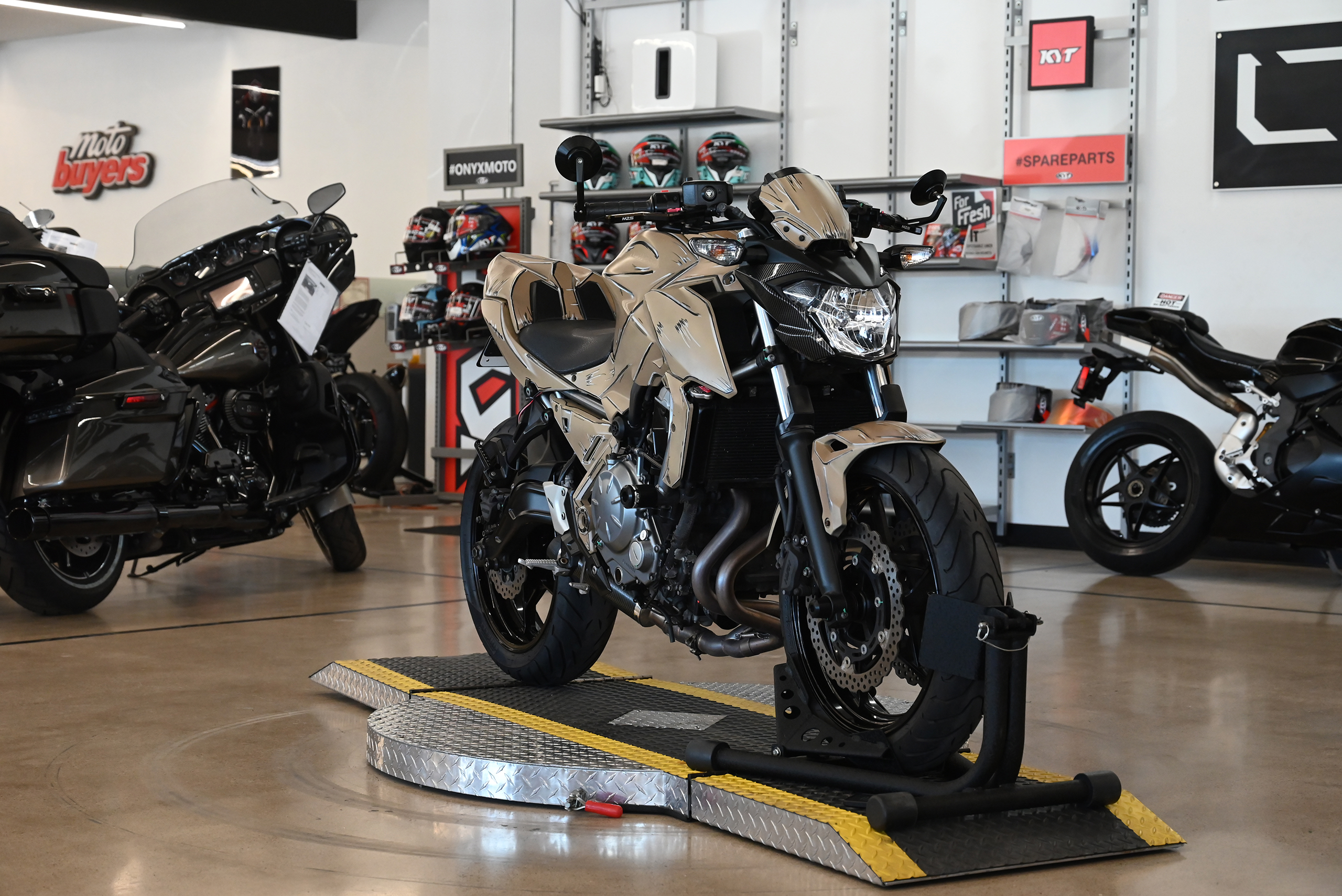 2017 Kawasaki Z650 - Onyx Moto San Diego