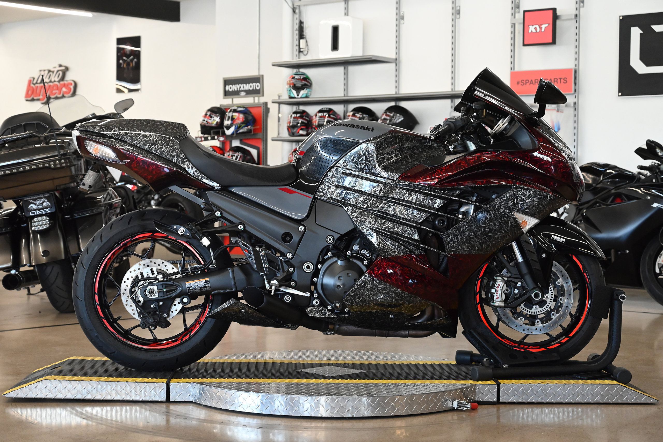 2022 Kawasaki ZX14R ABS - Onyx Moto San Diego