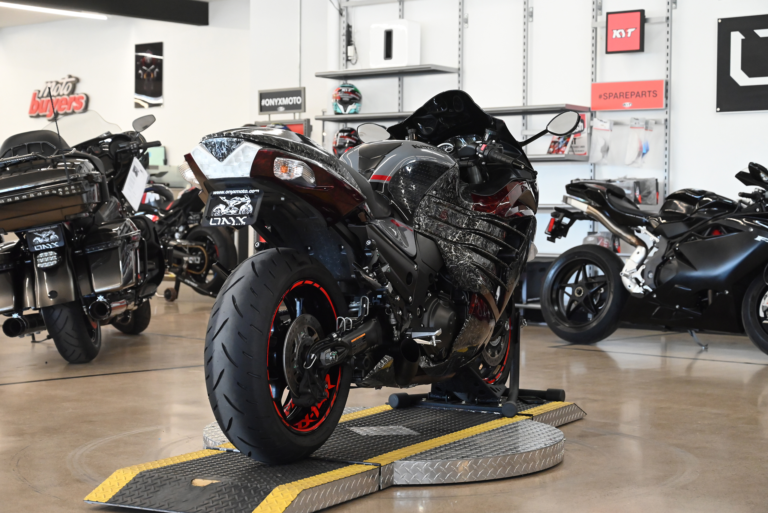 2022 Kawasaki ZX14R ABS - Onyx Moto San Diego