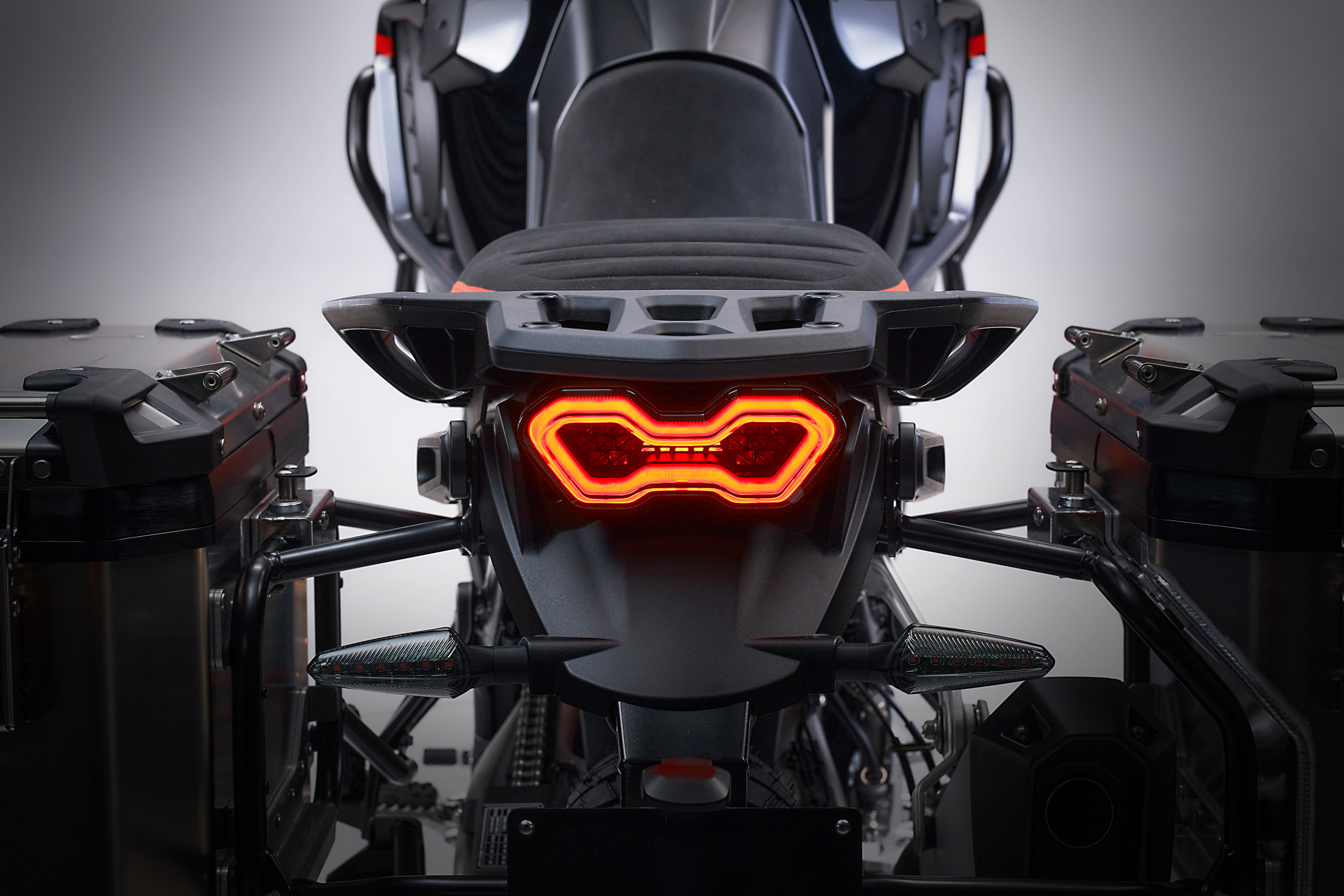 2026 MV Agusta Enduro Veloce - Onyx Moto San Diego