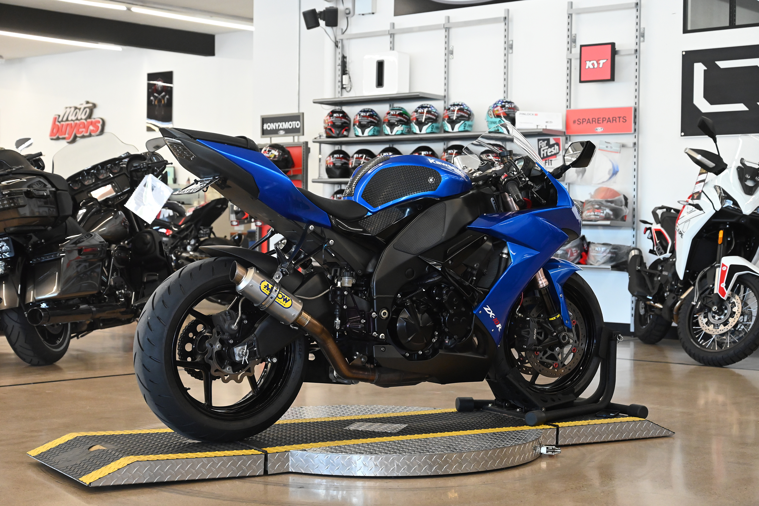 2008 Kawasaki ZX10R - Onyx Moto San Diego