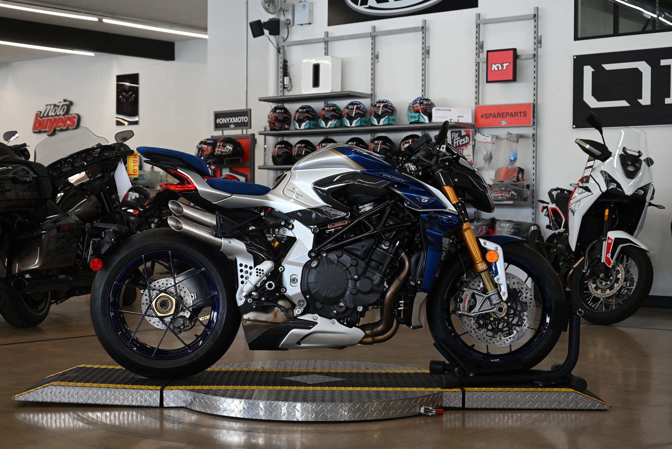 2025 MV Agusta Brutale 1000 RR Assen - Onyx Moto San Diego