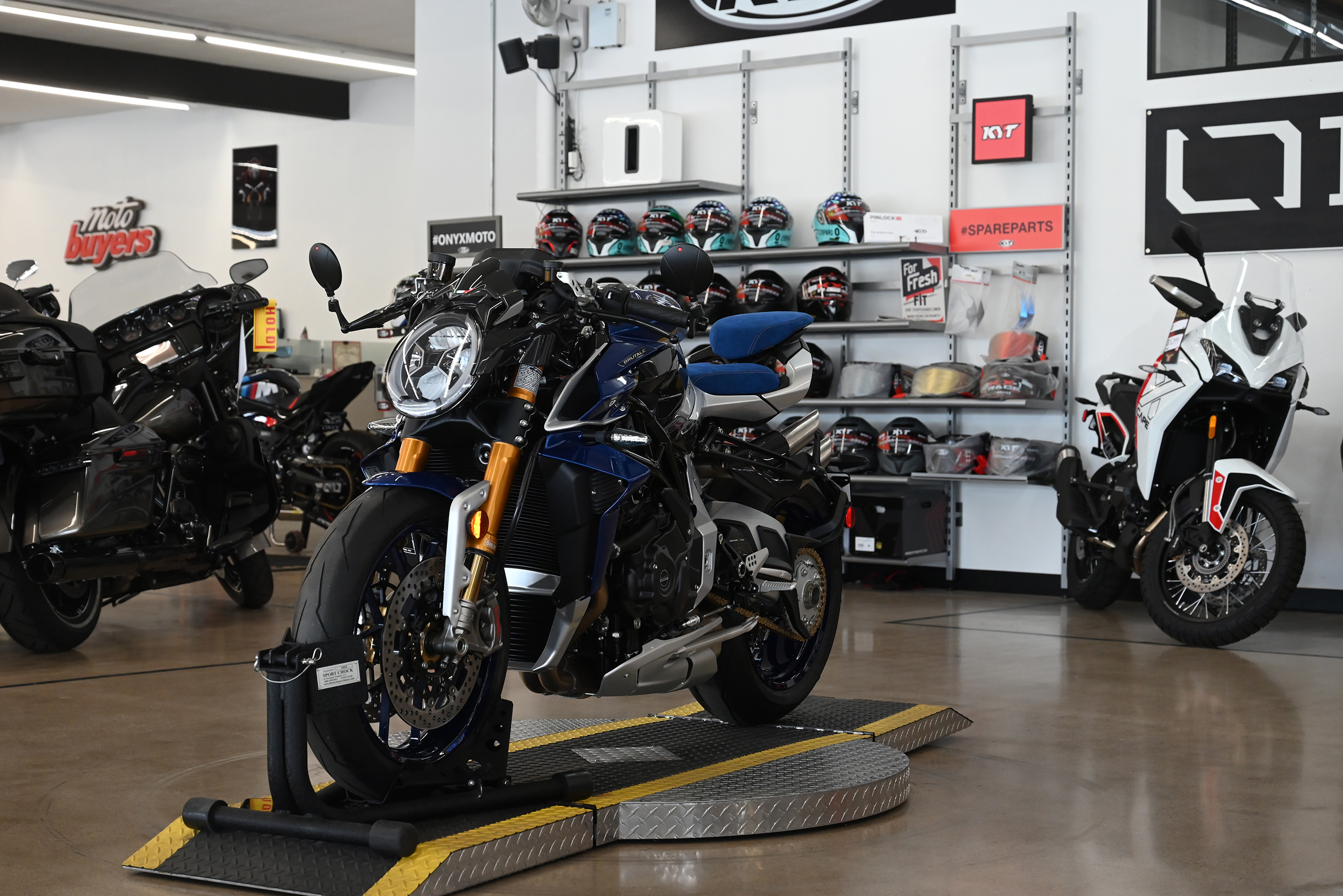 2025 MV Agusta Brutale 1000 RR Assen - Onyx Moto San Diego