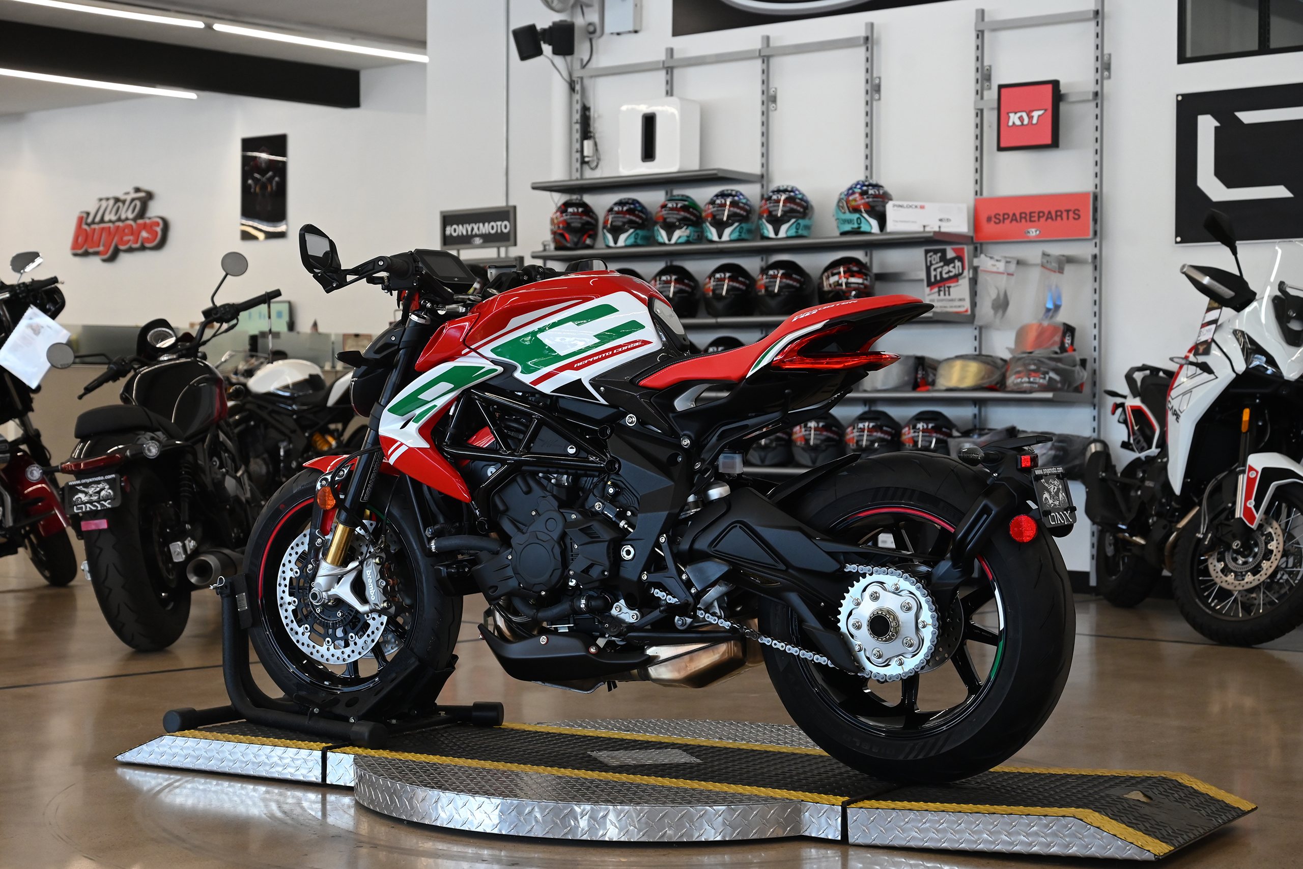 2025 MV Agusta Dragster RC SCS - Onyx Moto San Diego
