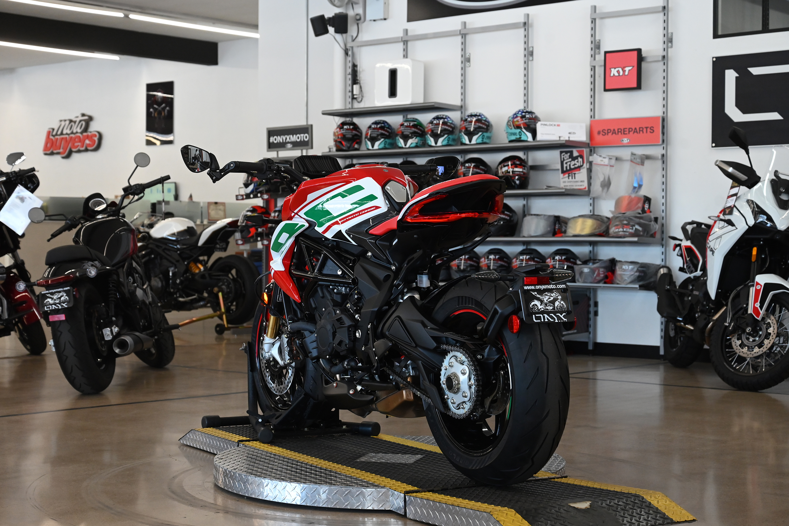 2025 MV Agusta Dragster RC SCS - Onyx Moto San Diego