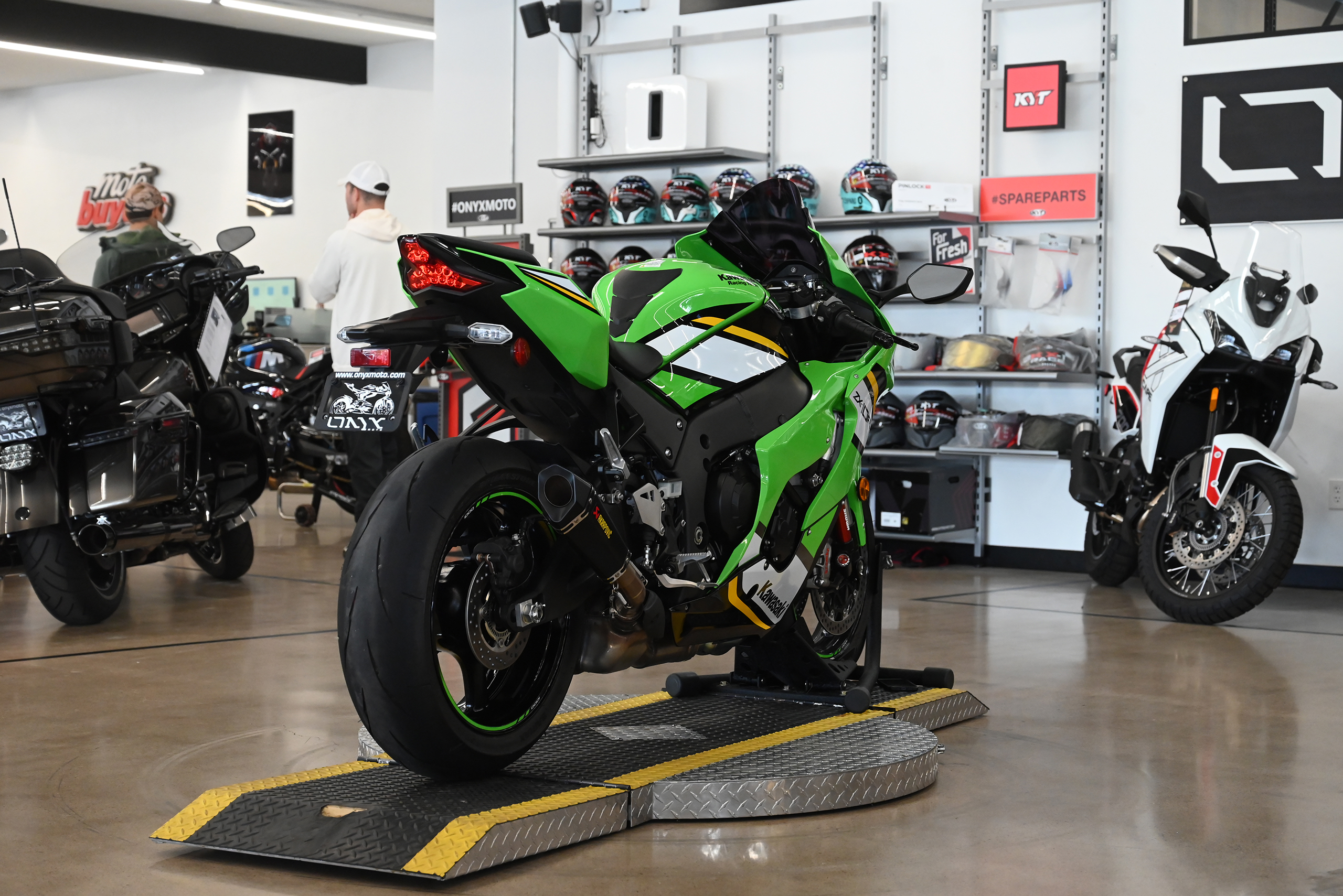 2025 Kawasaki ZX10R - Onyx Moto San Diego