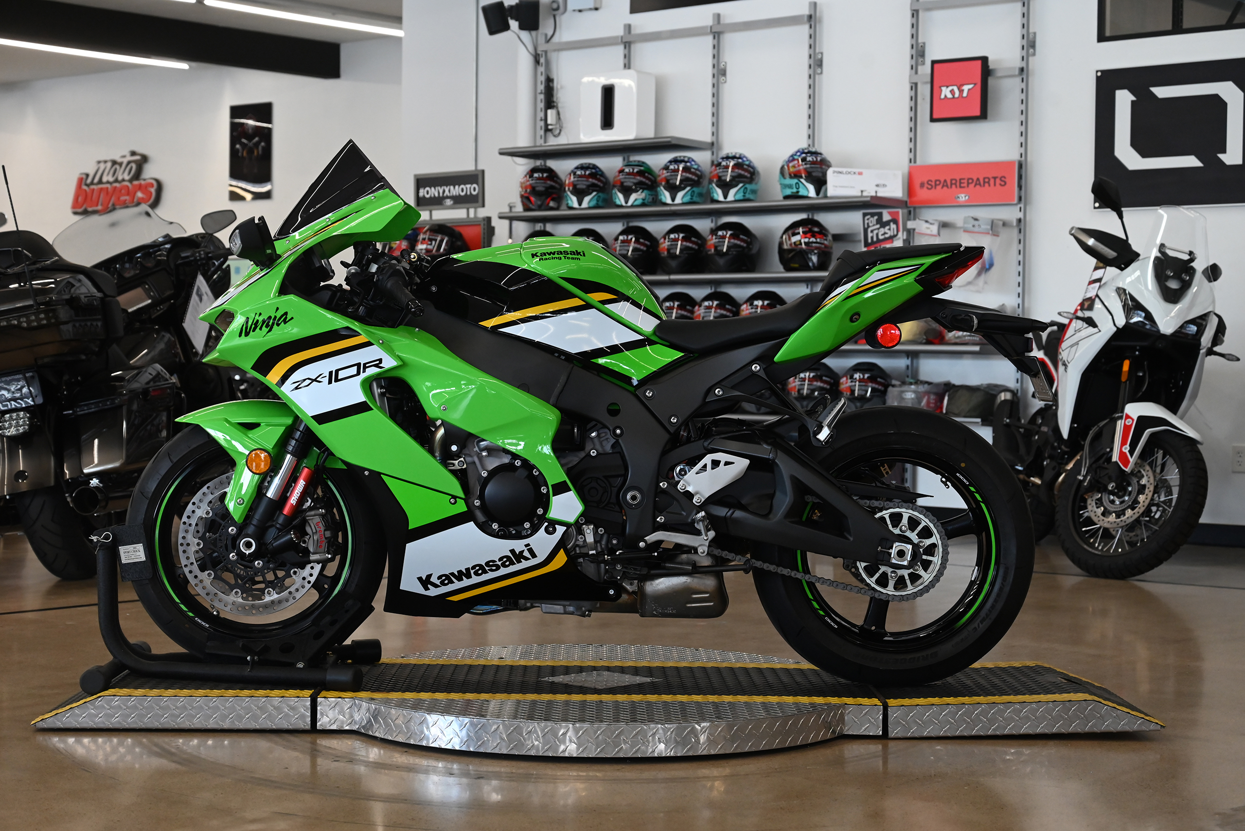 2025 Kawasaki ZX10R - Onyx Moto San Diego