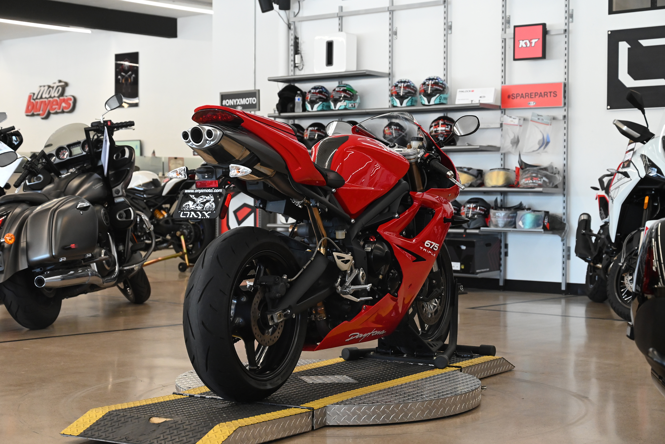 2011 Triumph Daytona 675 - Onyx Moto San Diego