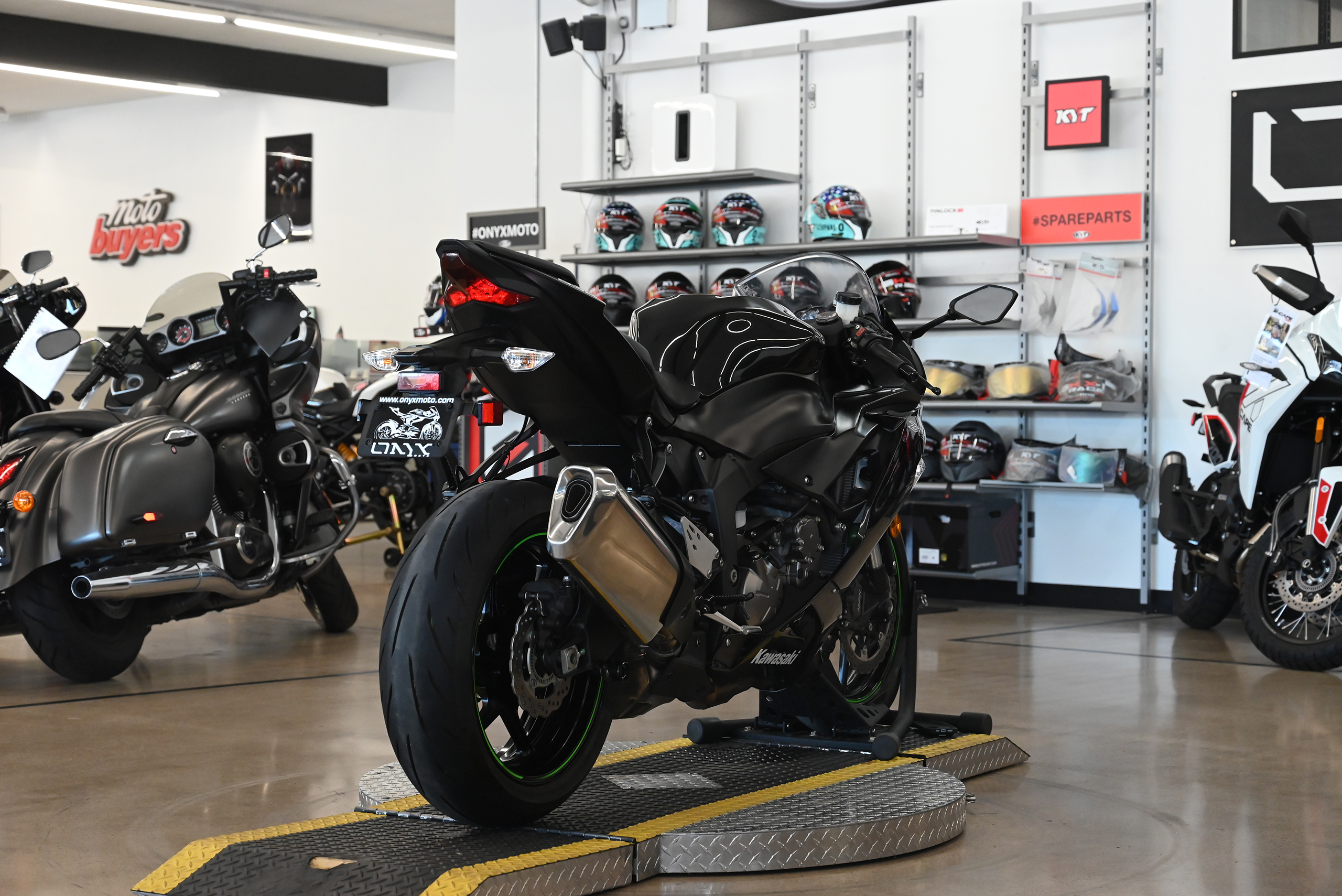 2019 Kawasaki Ninja ZX6R - Onyx Moto San Diego