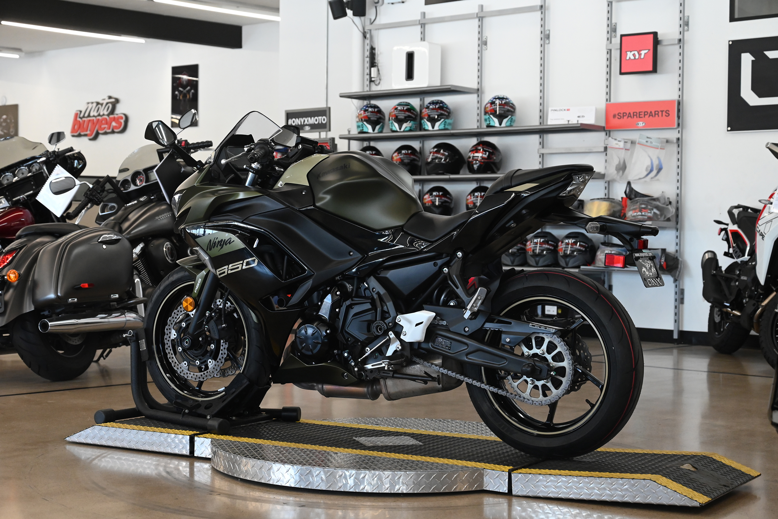 2024 Kawasaki Ninja 650 - Onyx Moto San Diego