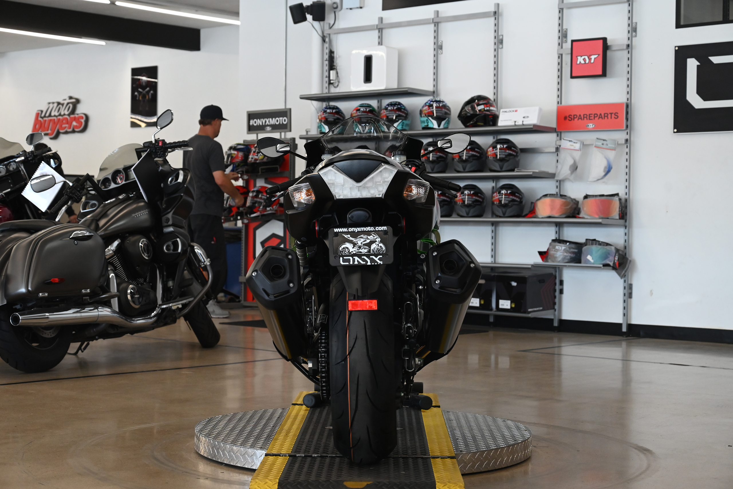 2015 Kawasaki ZX14R - Onyx Moto San Diego