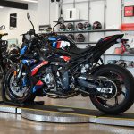 2023 BMW M1000R