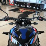 2023 BMW M1000R