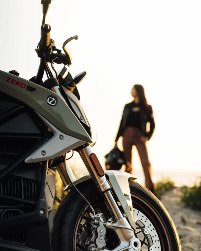 About us - Onyx Moto